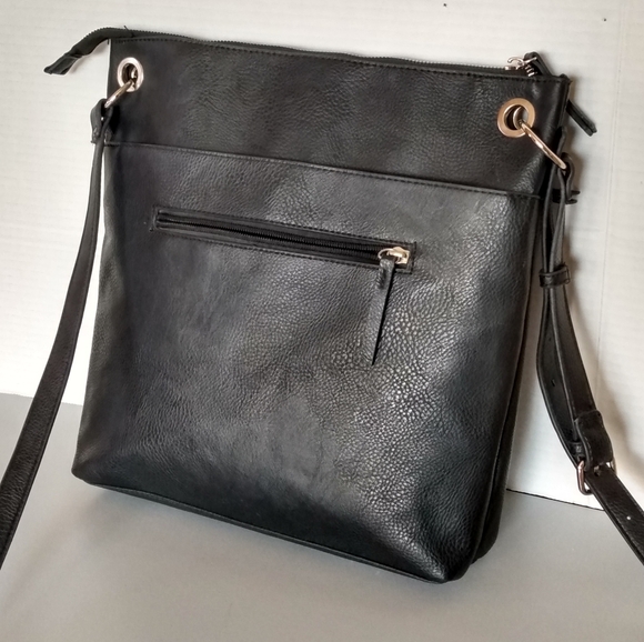 Kenneth Cole Reaction Bag - Picture 11 of 11